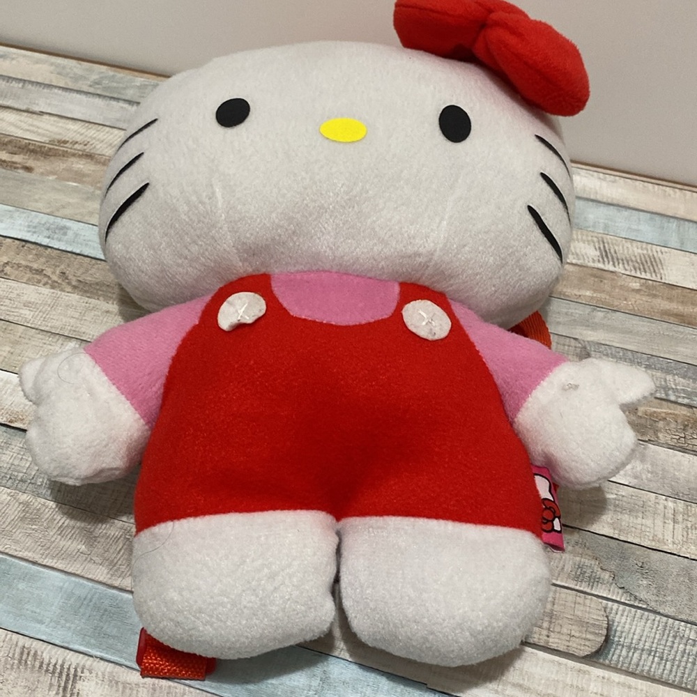 Hello Kitty Backpack - Picture 3 of 13
